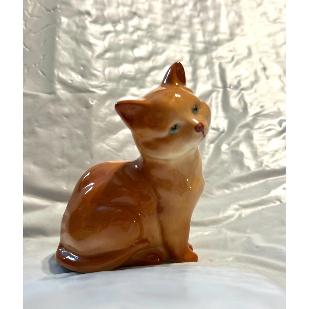 Royal Doulton Cat Figurine Ginger